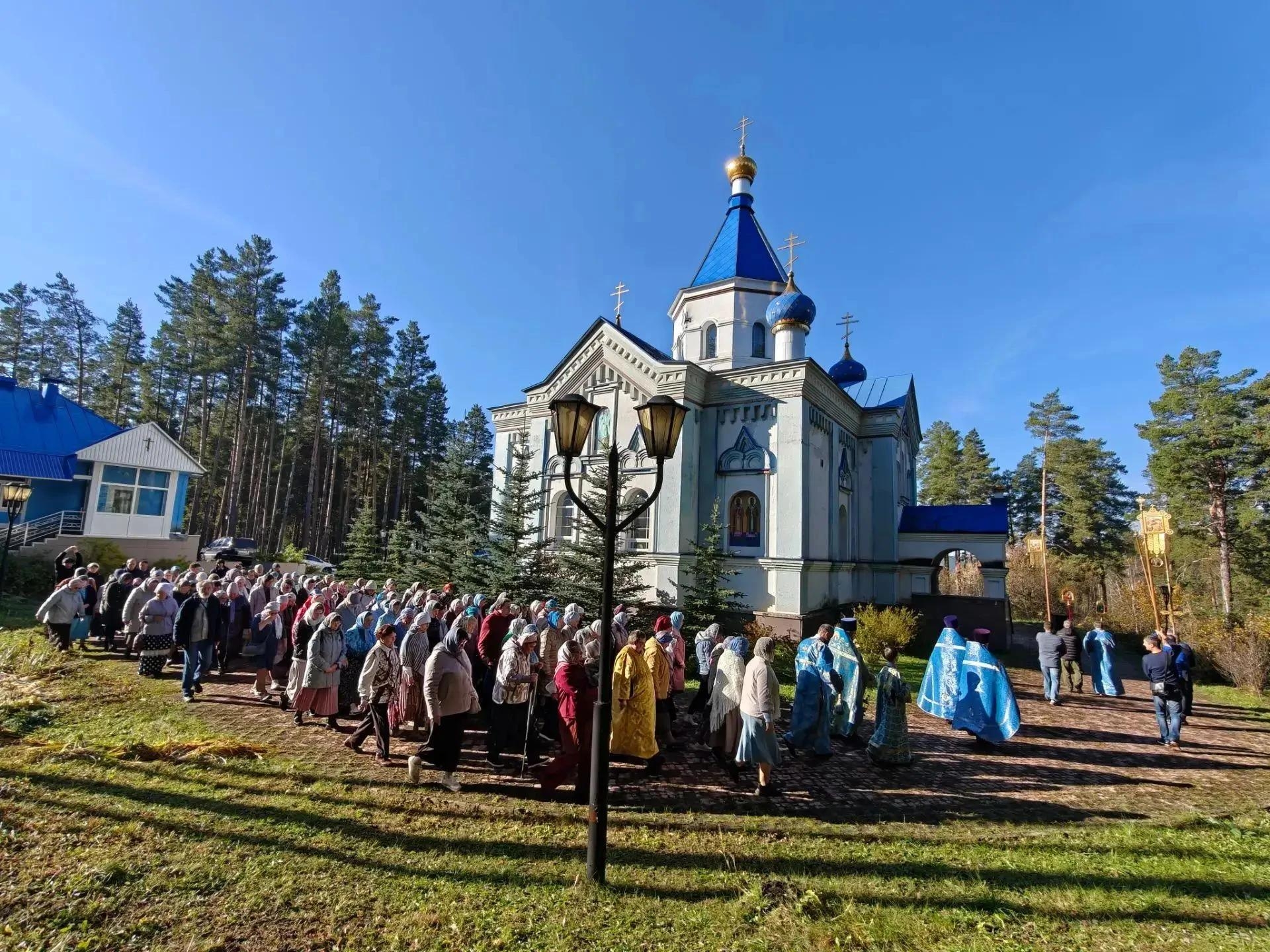 ПРЕСТОЛЬНЫЙ ПРАЗДНИК ПОКРОВСКОГО ХРАМА Г. ТРЕХГОРНЫЙ